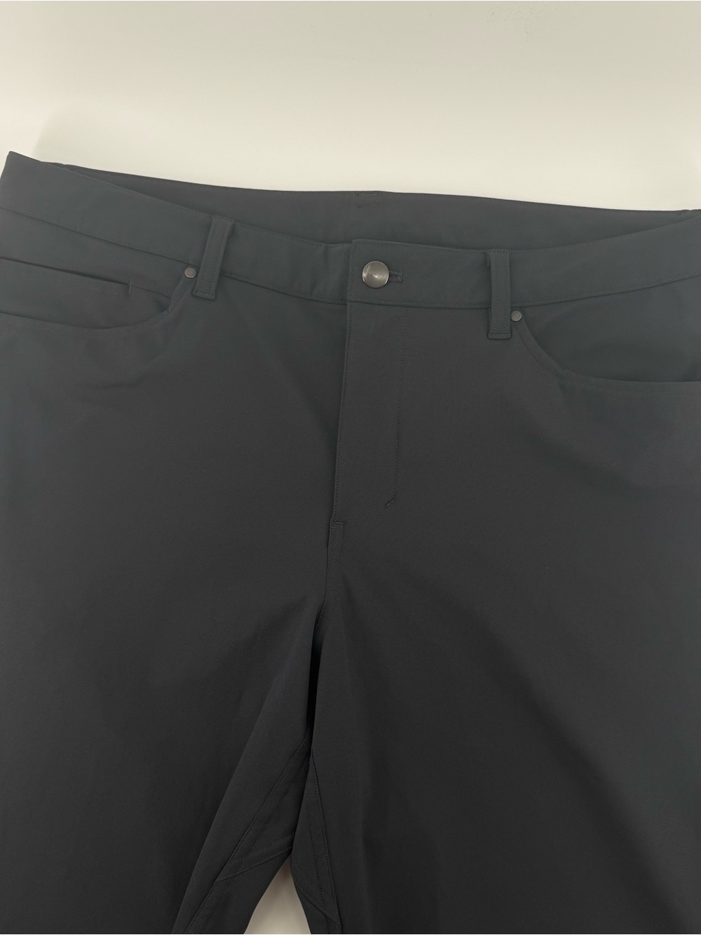Lululemon ABC Classic Fit 5 Pocket Mens 36x29.5 Gray Warpstreme Athletic Pants